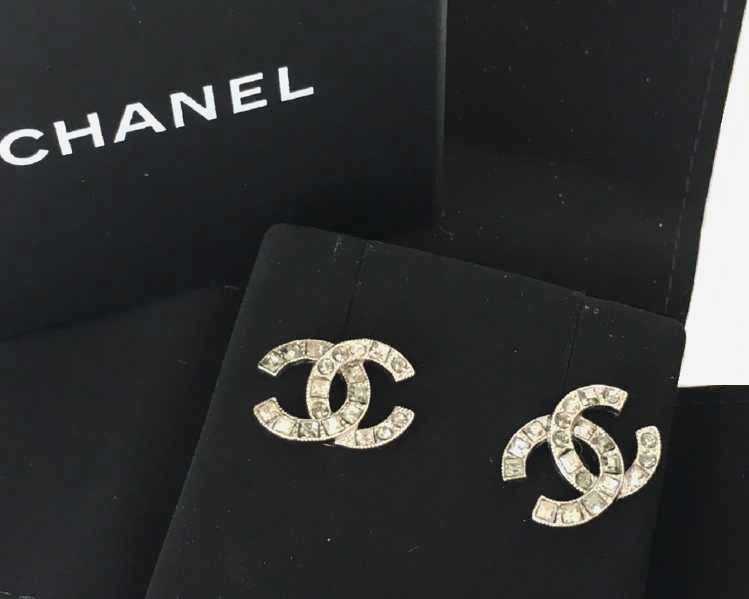 シャネル買取 ココマーク ラインストーン ピアス